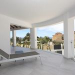Rent 5 bedroom house of 270 m² in Marbella
