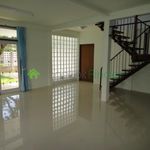 Rent 4 bedroom apartment of 684 m² in Bangkok
