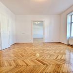 Miete 3 Schlafzimmer wohnung von 136 m² in Sankt Pölten