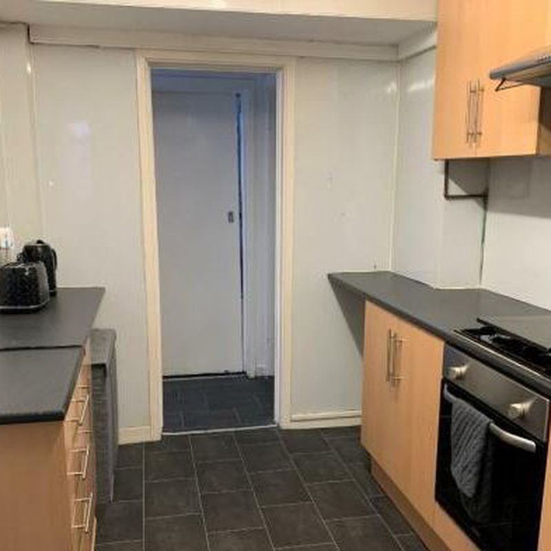 3 bedroom property to let in Dunraven Street, Barry - £1,100 pcm The Knap