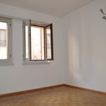 Rent 3 bedroom apartment of 55 m² in Morcote