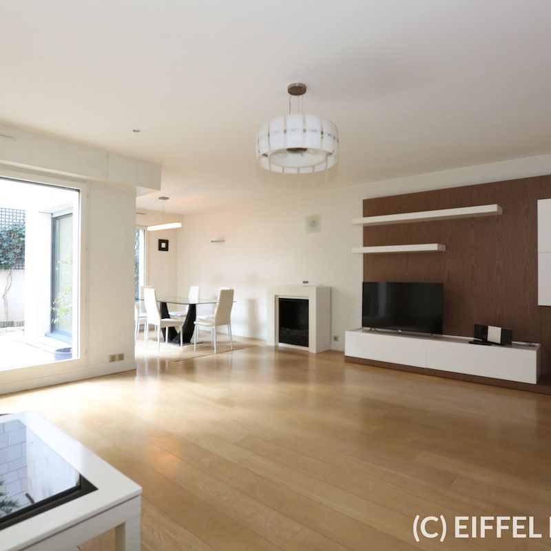 Location meublée - Rue Marmontel - 120 m2 - 2 chambres | Eiffel housing Paris 15ème