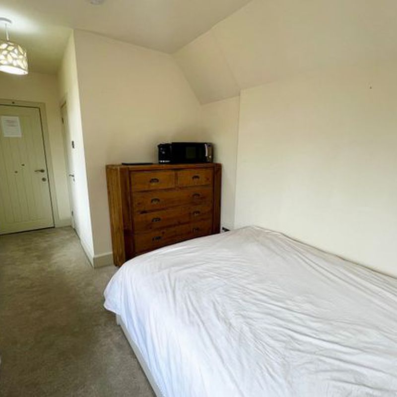 Studio to rent in Room 5, Elsee Road, Rugby CV21