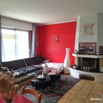 Rent 6 bedroom house of 115 m² in Saint-Berthevin