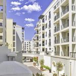 Rent 1 bedroom apartment of 101 m² in Dubai