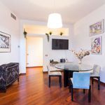 Rent 1 bedroom apartment of 72 m² in Milano