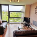 Rent 3 bedroom flat of 95 m² in Newcastle upon Tyne