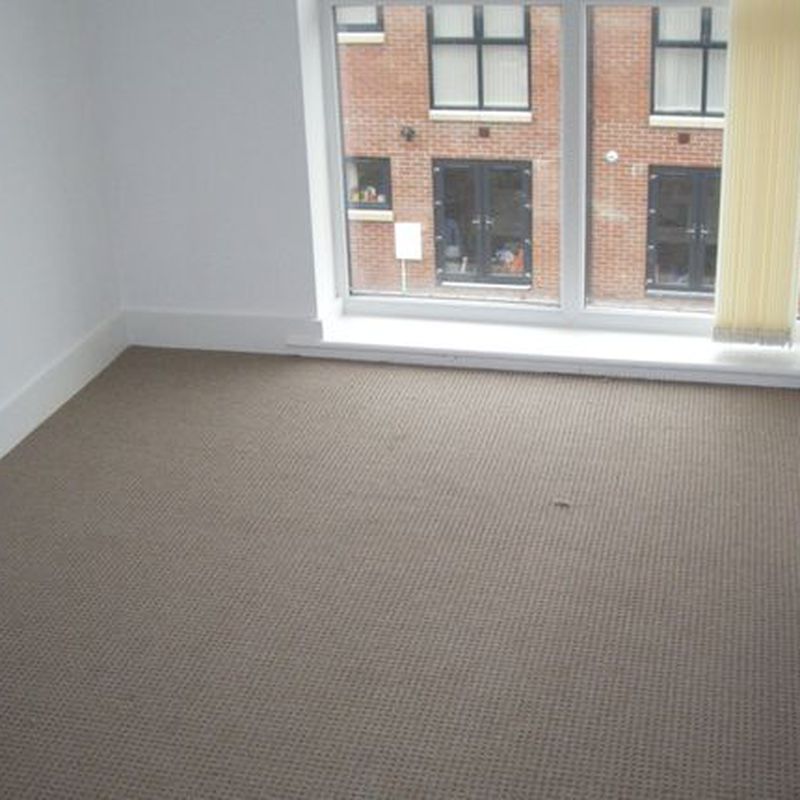 Town house to rent in Plymouth View, Manchester M13 Brunswick