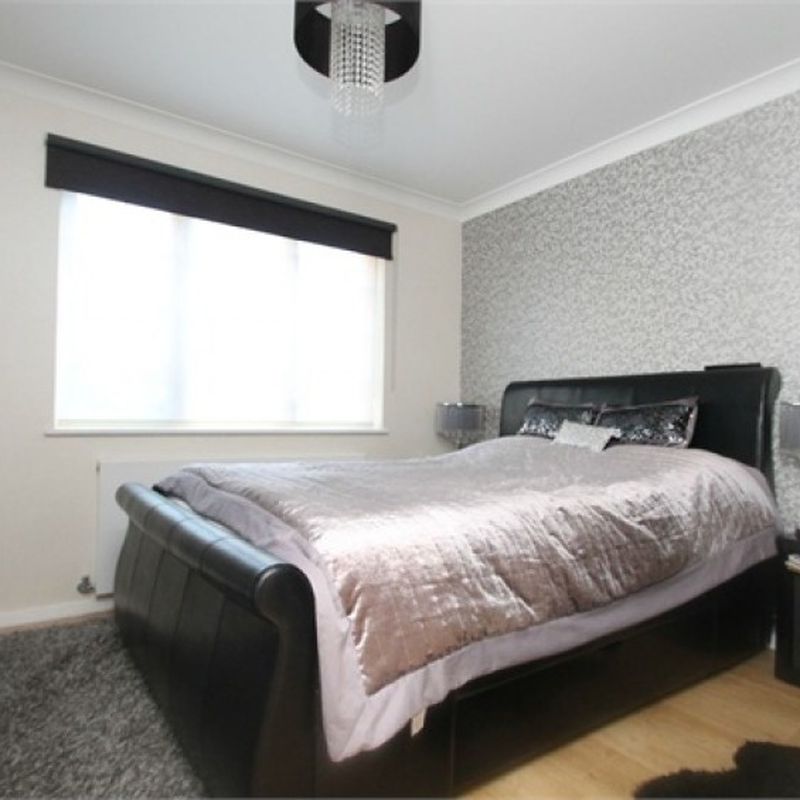 Winchmore Hill - £1,400 PCM Chigwell