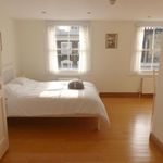Rent 2 bedroom apartment of 87 m² in London