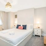 Rent 1 bedroom apartment of 56 m² in London