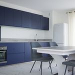 Rent 2 bedroom apartment of 90 m² in Bordeaux