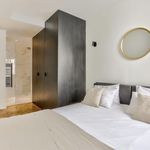 Appartement de 100 m² avec 2 chambre(s) en location à Champs-Elysées, Madeleine, Triangle d’or