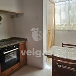 Rent 3 bedroom apartment of 255 m² in Caldas da Rainha (Nossa Senhora do Pópulo)