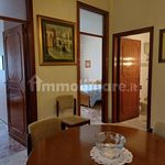 Affitto 3 camera appartamento di 84 m² in Lecce