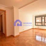 Rent 3 bedroom apartment of 131 m² in Oviedo