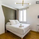 Rent 2 bedroom apartment of 70 m² in Paris