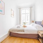 Rent 5 bedroom apartment of 170 m² in Paris