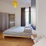 Appartement de 60 m² avec 4 chambre(s) en location à Marseille