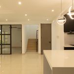 Rent 4 bedroom house of 278 m² in Kingston