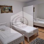 Rent 4 bedroom apartment of 127 m² in Split