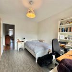 Rent 2 bedroom apartment of 96 m² in Berchem