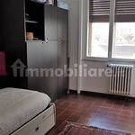 Affitto 4 camera appartamento di 119 m² in Salerno