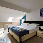 Affitto 6 camera appartamento di 115 m² in Bologna