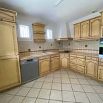 Rent 5 bedroom apartment in Granges-les-Beaumont