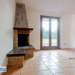 Affitto 5 camera casa di 260 m² in Montesilvano