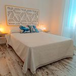 Rent 3 bedroom house of 200 m² in Frigiliana
