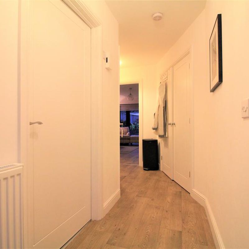 4 bedroom terraced house to rent The Close