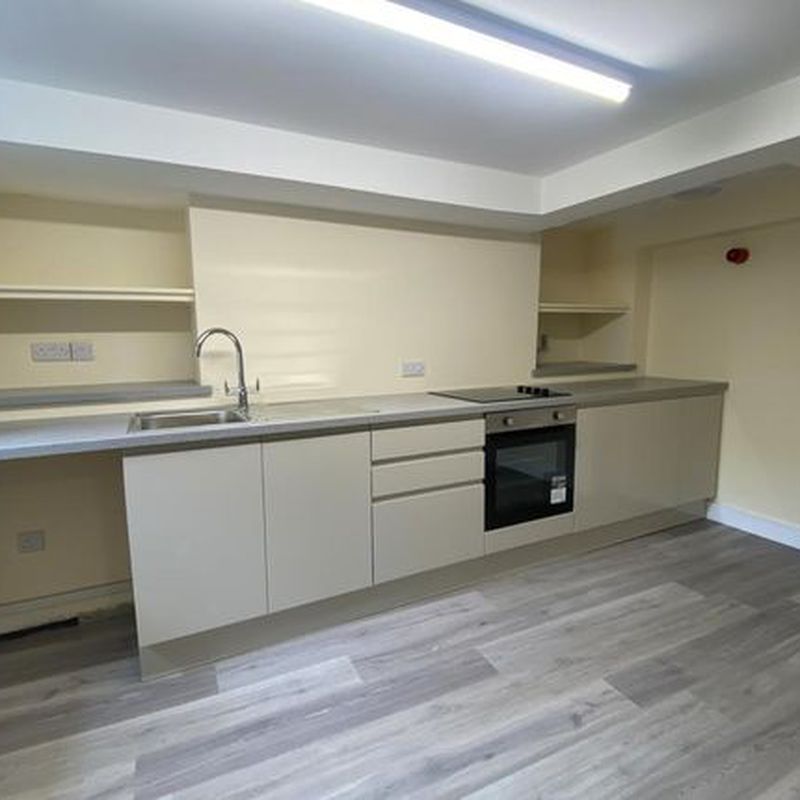 Flat to rent in Queens Road, Aberystwyth SY23