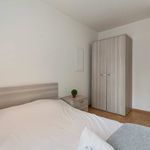Huur 2 slaapkamer appartement van 70 m² in Bruxelles