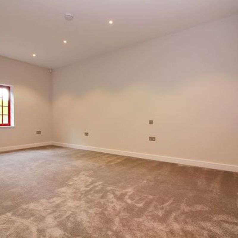 Flat to rent in Foundry Close, Deanshanger, Milton Keynes MK19