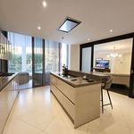 Rent 4 bedroom house of 600 m² in Blanca