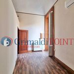 Affitto 1 camera appartamento di 136 m² in Lecce
