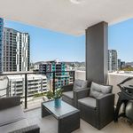Rent 2 bedroom apartment in South Brisbane