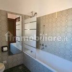 Rent 3 bedroom apartment of 140 m² in Bresso
