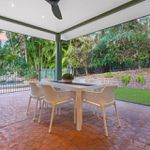 Rent 4 bedroom house of 240 m² in Darwin