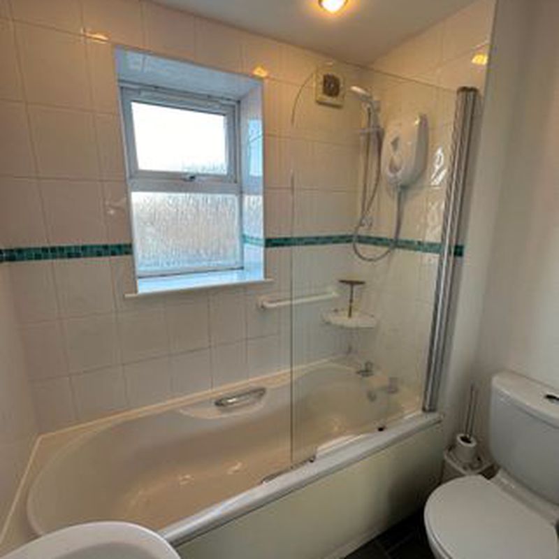 Flat to rent in 1 Bed Flat, Acre Close, Whitnash CV31
