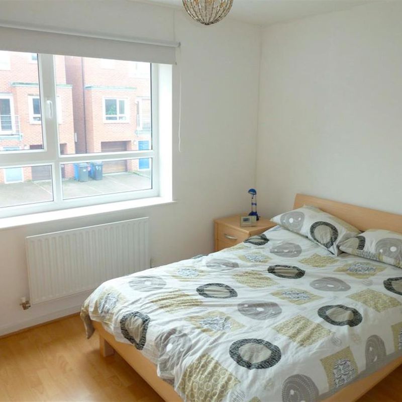 To Let - 2 bedroom Apartment, Park Grange Mount, Sheffield, S2 3SP - £795 pcm Arbourthorne Estate