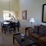 Rent 1 bedroom apartment of 86 m² in Palm Desert