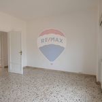 Rent 7 bedroom apartment of 158 m² in Caltagirone