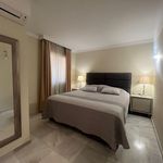 Alquilo 5 dormitorio casa de 168 m² en Estepona