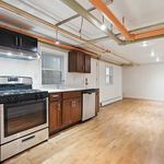 Rent 2 bedroom apartment in Chicago