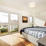 Miete 6 Schlafzimmer wohnung von 180 m² in Eching