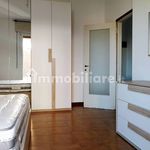 Affitto 2 camera appartamento di 65 m² in Monza