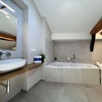 Rent 2 bedroom apartment of 200 m² in Genova
