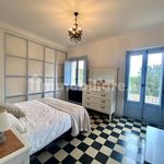Affitto 5 camera casa di 300 m² in Ragusa